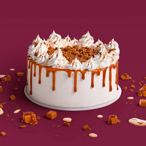 Dulce de Leche Cake Our iconic Dulce de Leche ice cream layered with caramel and spiced cinnamon cookies topped with a caramel drizzle and even more crunchy cookie pieces.