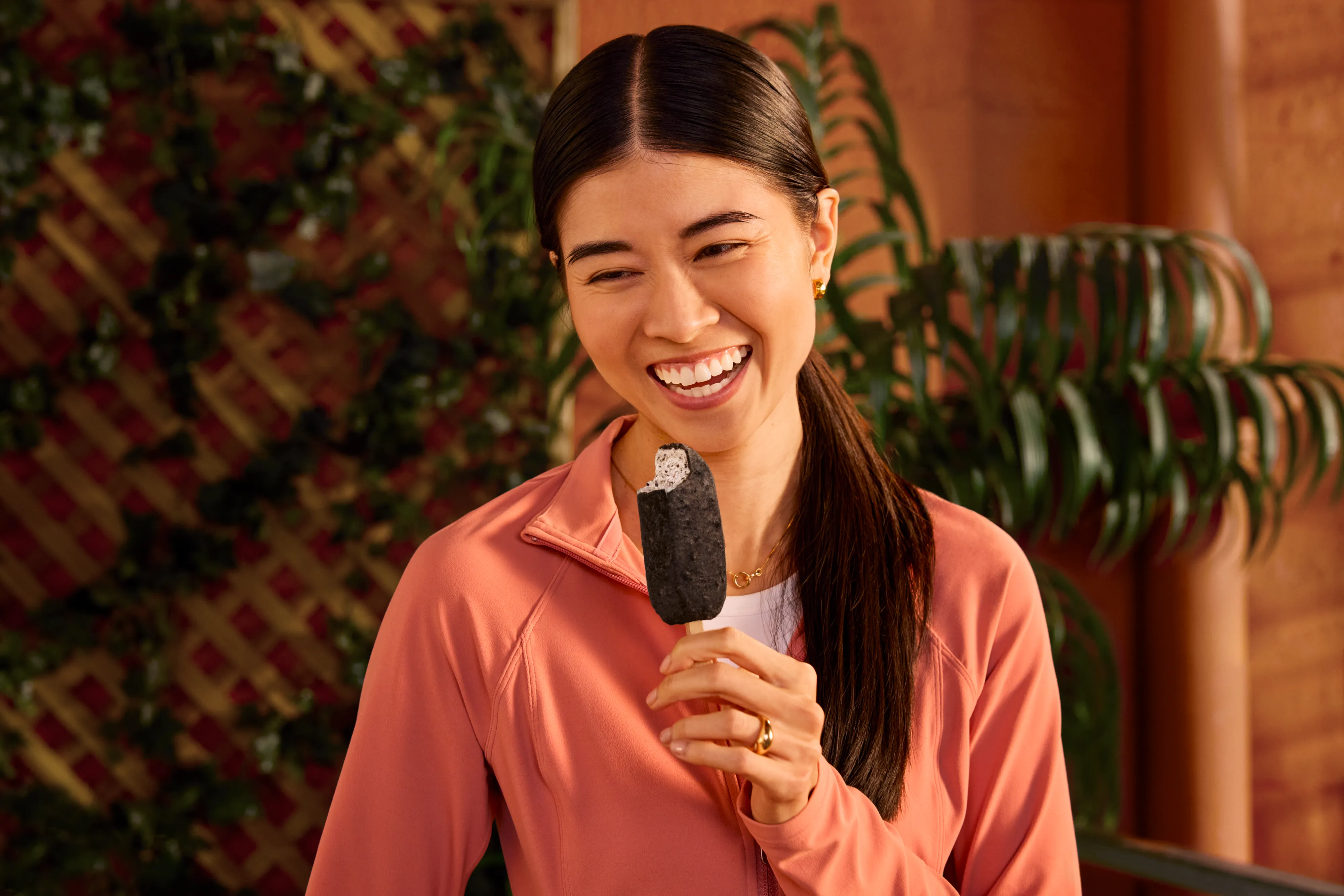 OREO Banner About LifestyleBAR